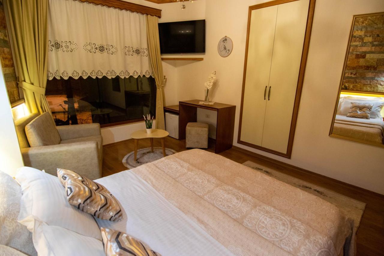 Te Kalaja Rooms Gjirokastër Extérieur photo